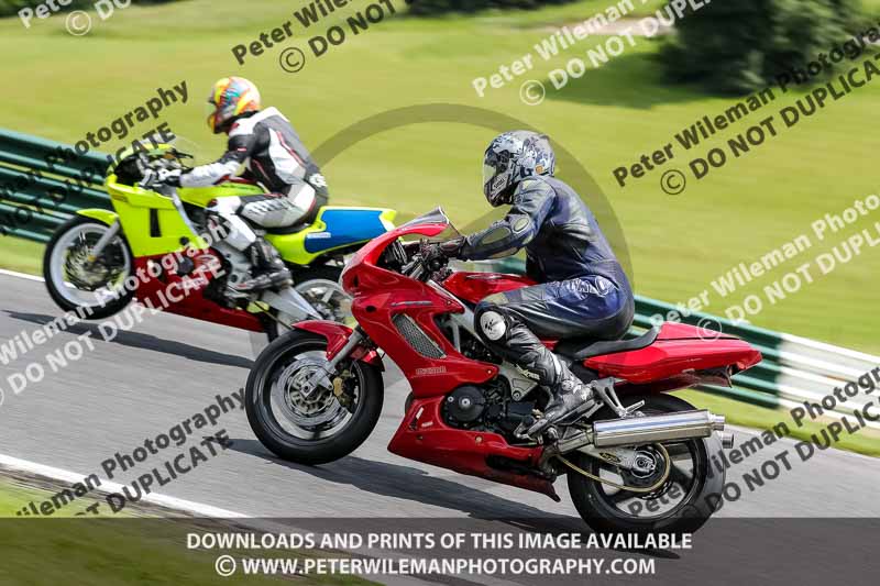 cadwell no limits trackday;cadwell park;cadwell park photographs;cadwell trackday photographs;enduro digital images;event digital images;eventdigitalimages;no limits trackdays;peter wileman photography;racing digital images;trackday digital images;trackday photos